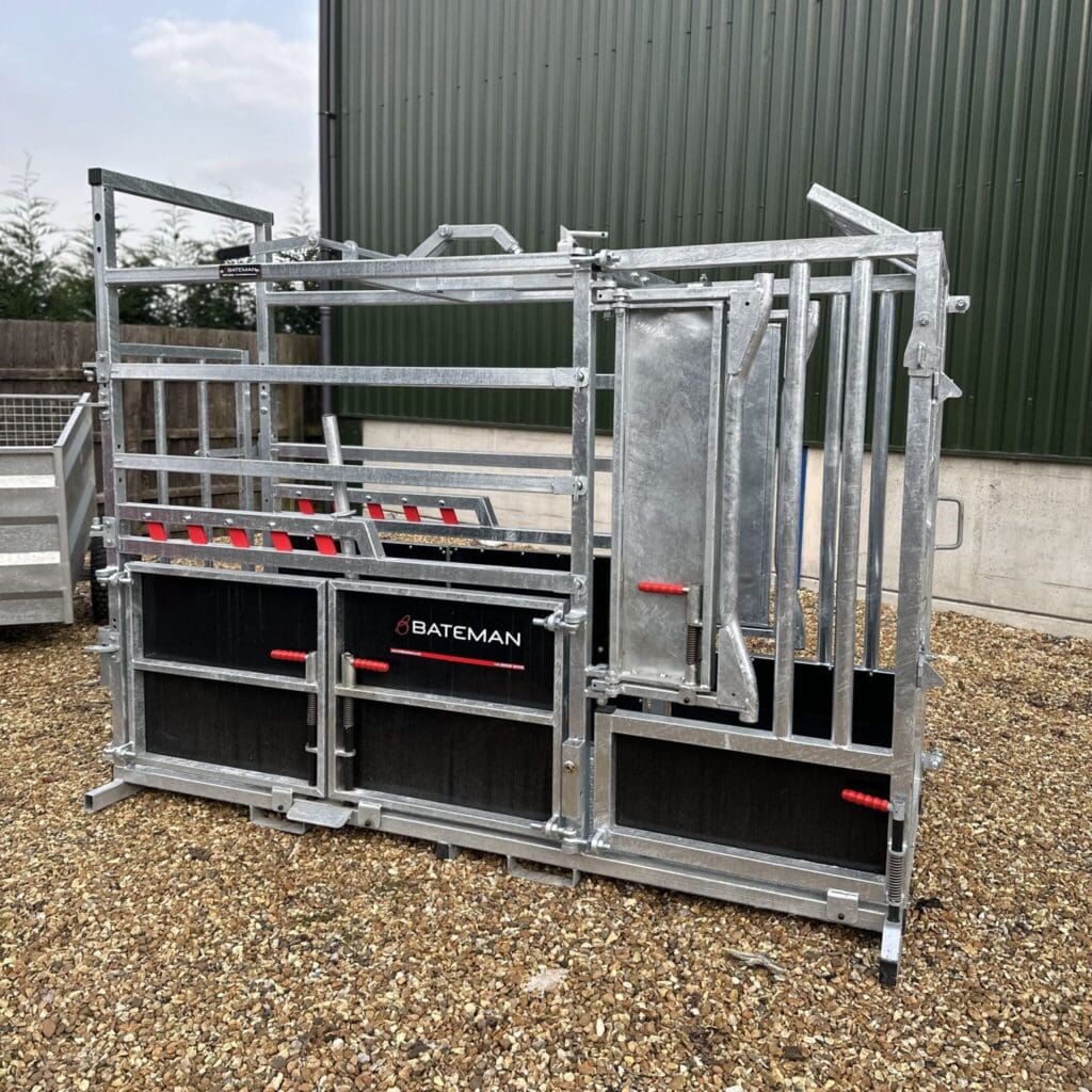 Bateman Hybrid Cattle Crush - Image 7