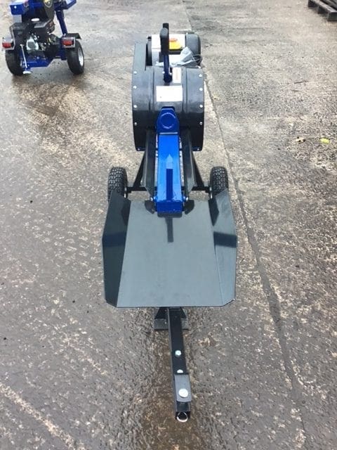 Kinetic Electric log splitter | BORDER PLANT SALES LTD