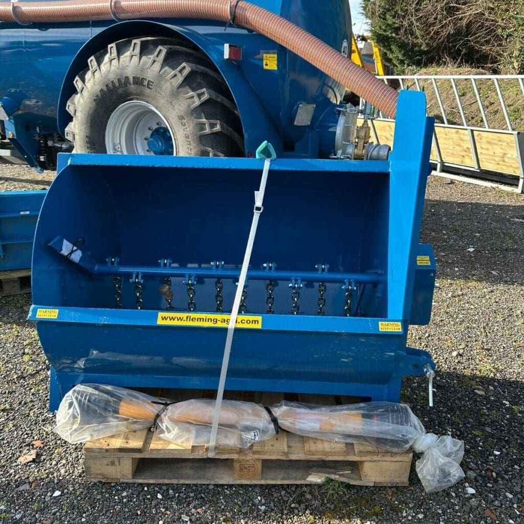 Fleming Minimuck Spreader