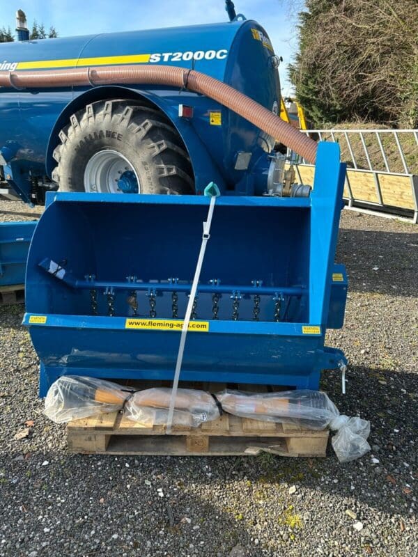 Fleming Minimuck Spreader