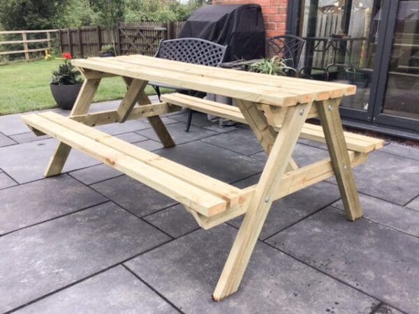 8 Seater Picnic Bench