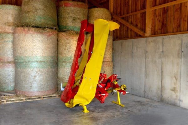 Pottinger Novadisc 262 rear disc mower - Image 2