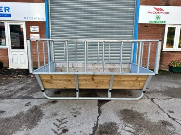 8ft x 5ft Fodder Bin 2