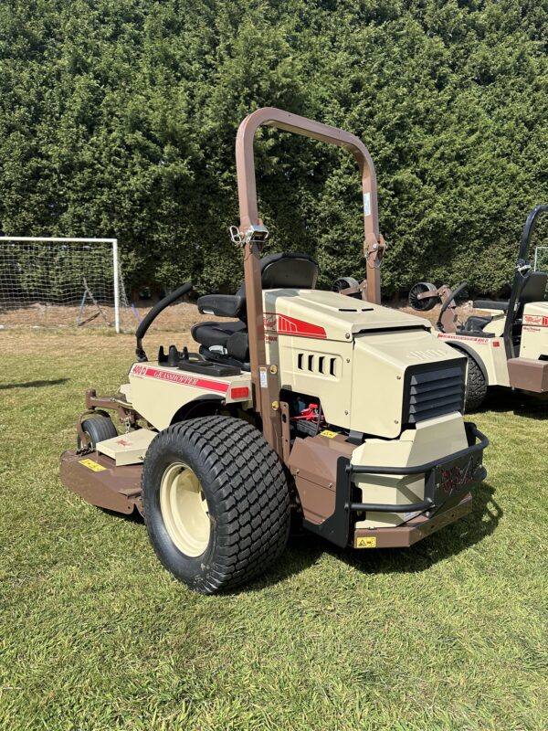 Grasshopper Mower 400D-61" Deck - Image 5