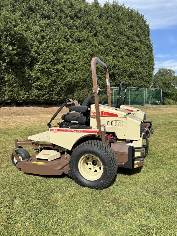 Grasshopper Mower 400D-61" Deck - Image 6