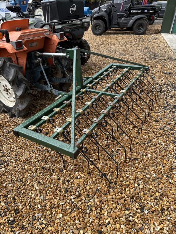 2M Small Holder Spring Tine Scarifier - Image 2