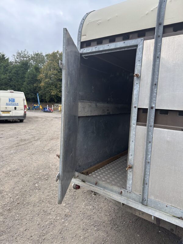 Bateson Cattle Trailer - Image 5