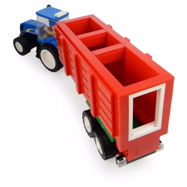 NEW HOLLAND Tractor With Hopper Trailer And Farmer Toy - Image 3