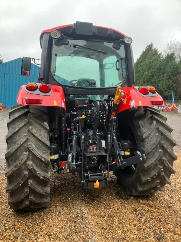 McCormick X6.135 Tractor - Image 3