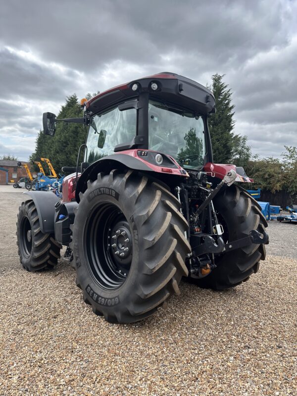 McCormick X6.413 Tractor - Image 5