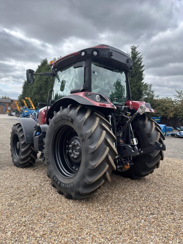 McCormick X6.413 Tractor - Image 5